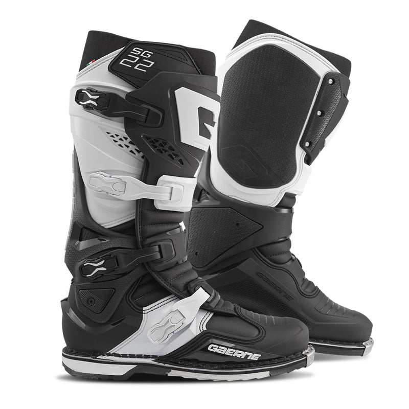 Gaerne SG-22 MX BOOTS - Black/White