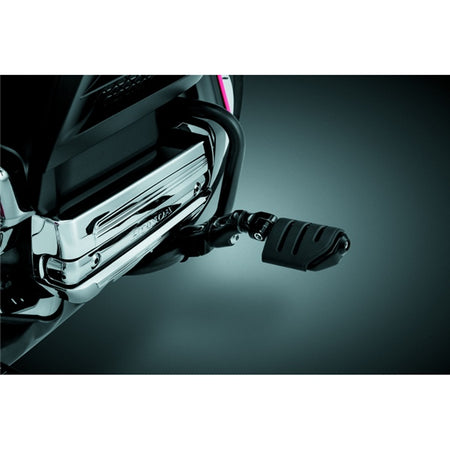 Kuryakyn Ergo II Trident Dually ISO Peg With Arm